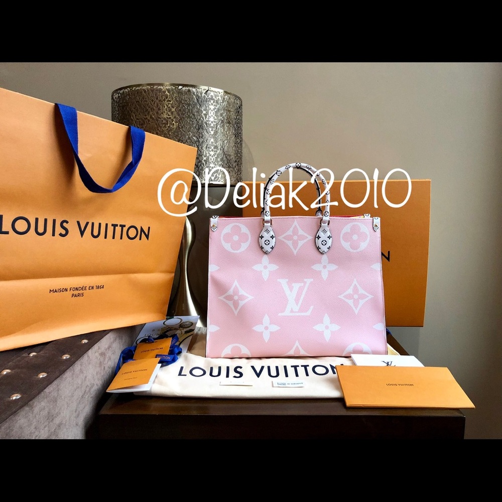 SOLD! Louis Vuitton OnTheGo Giant Monogram Rouge - Picture 3 of 8